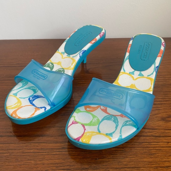 Coach Signature Sandal - Picture 2 of 9